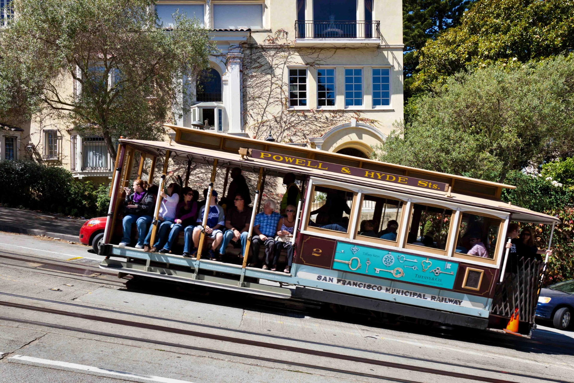San Francisco er kendt for sine bakker og sporvogne