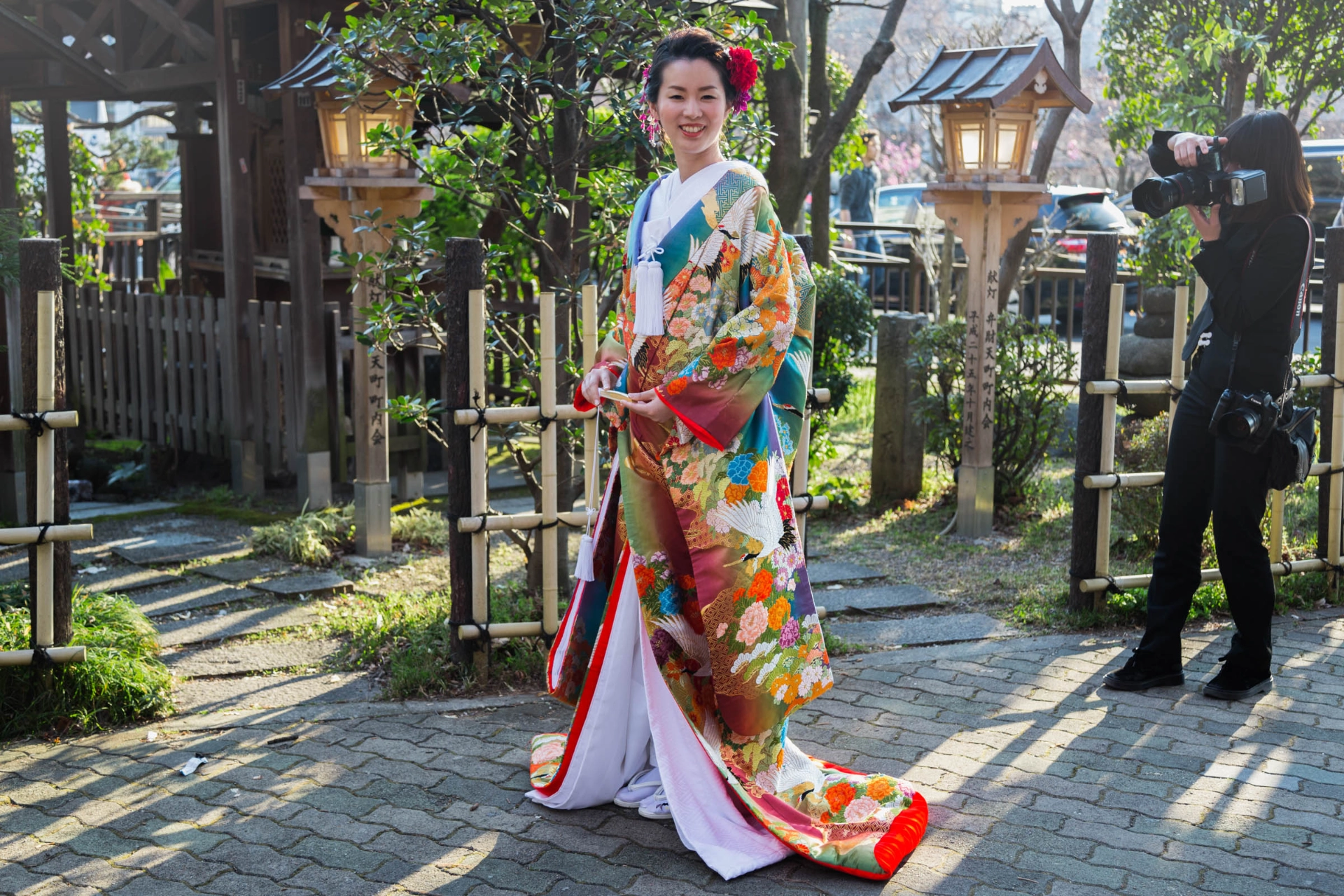 Kvinde i bryllups-kimono