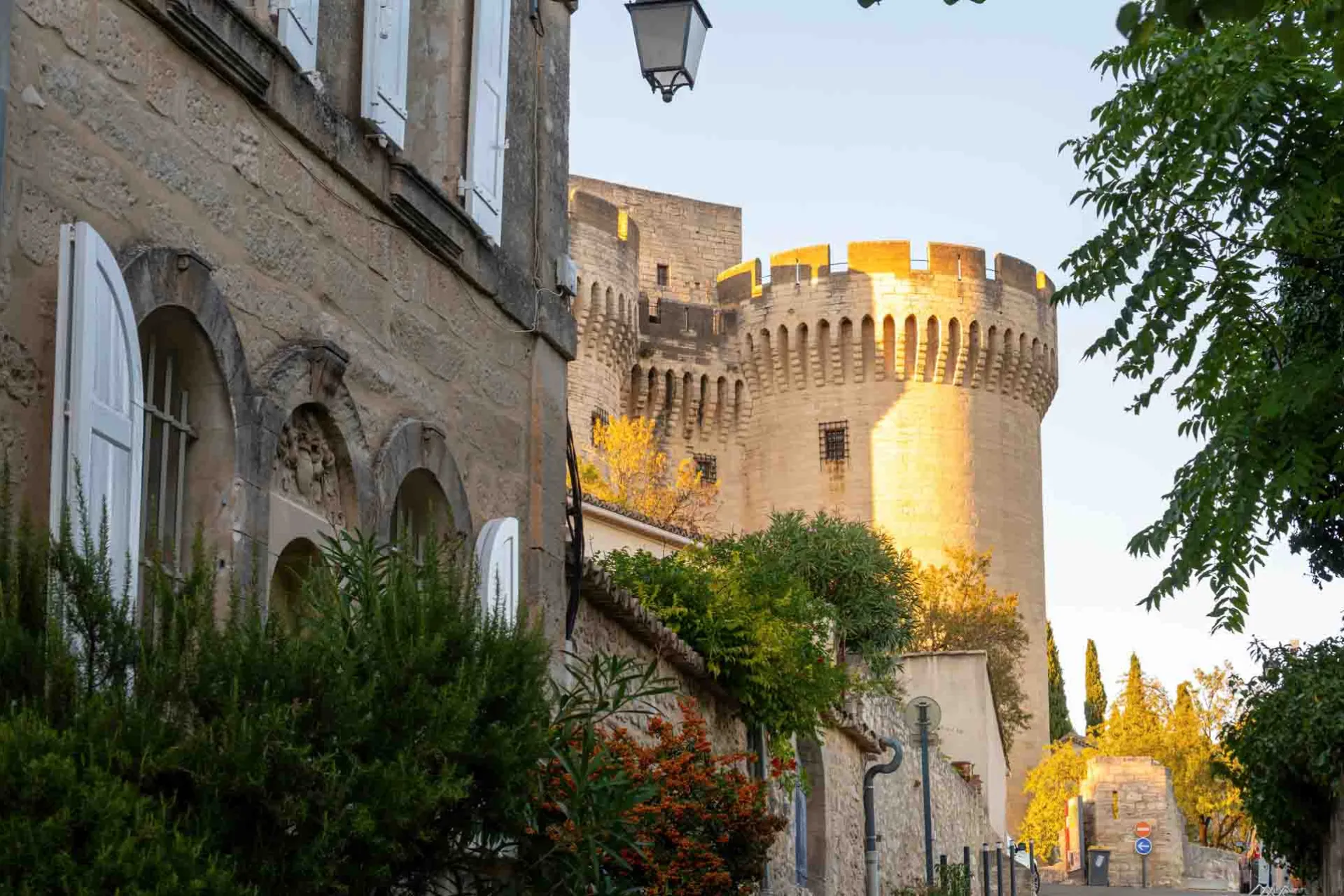 Château de Tarascon er ét af de bedst bevarede middelalder-slotte i Frankrig