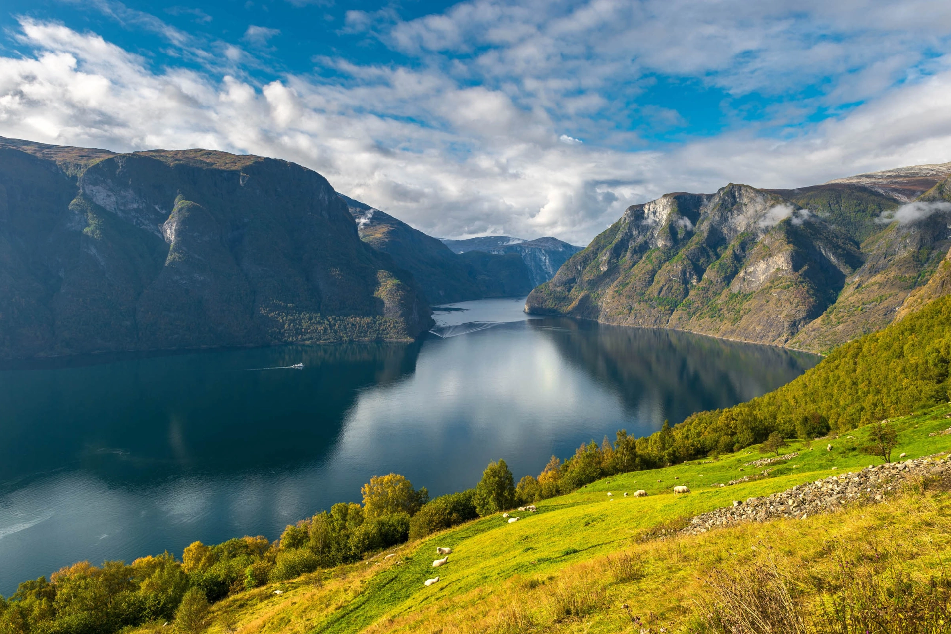 Sognefjorden med fortryllende udsigt