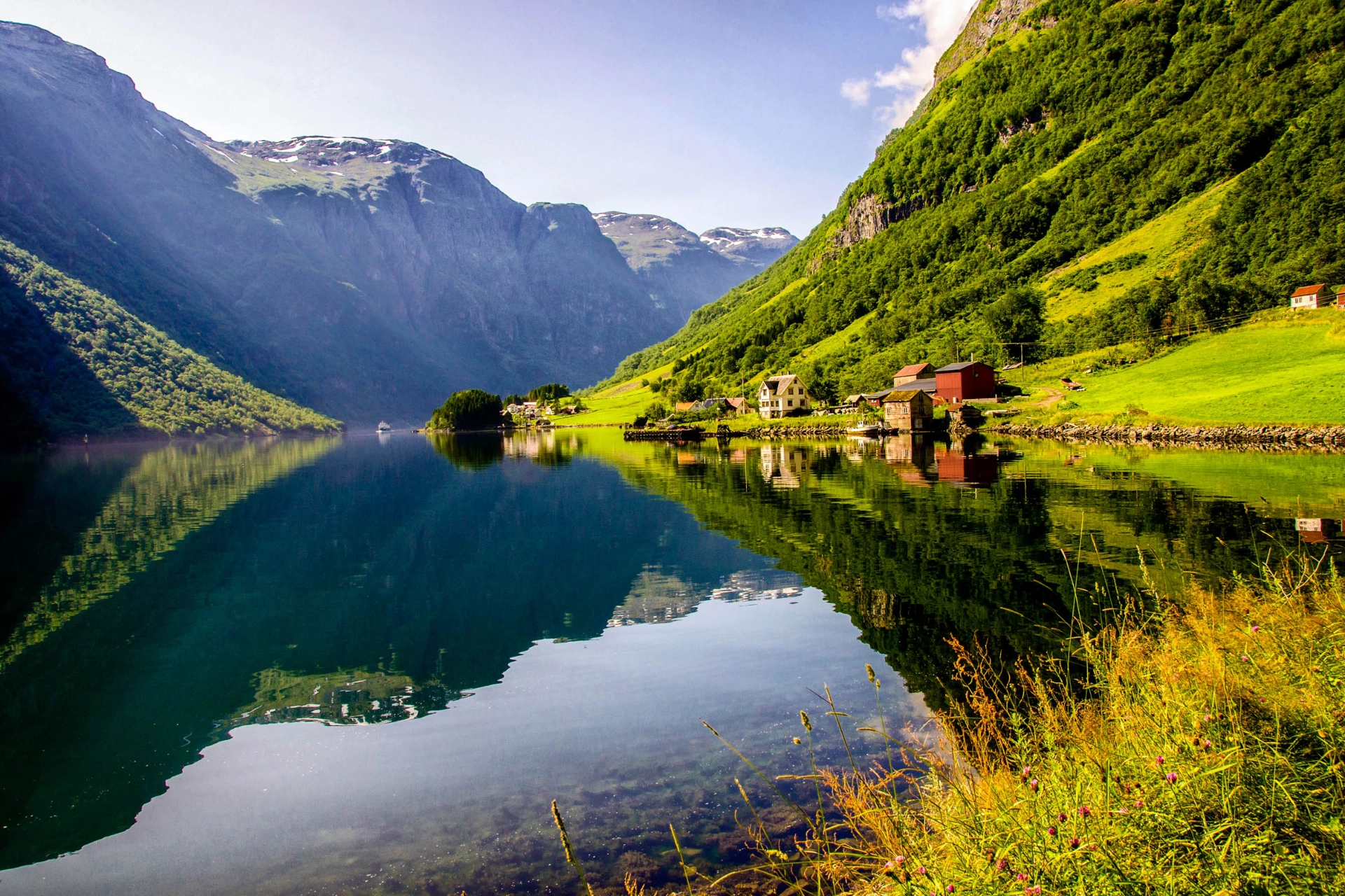 Udsigt over Sognefjorden fra Flåm