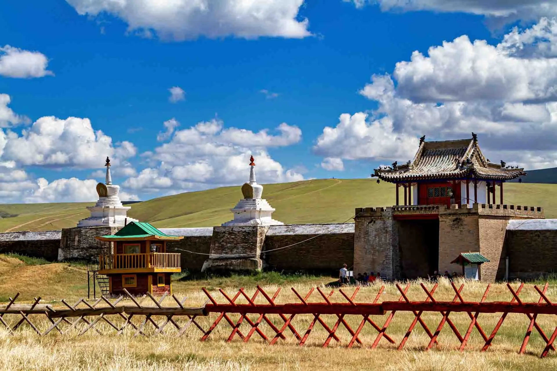 Indgangen til Erdene Zuu-klostret nær Karakorum