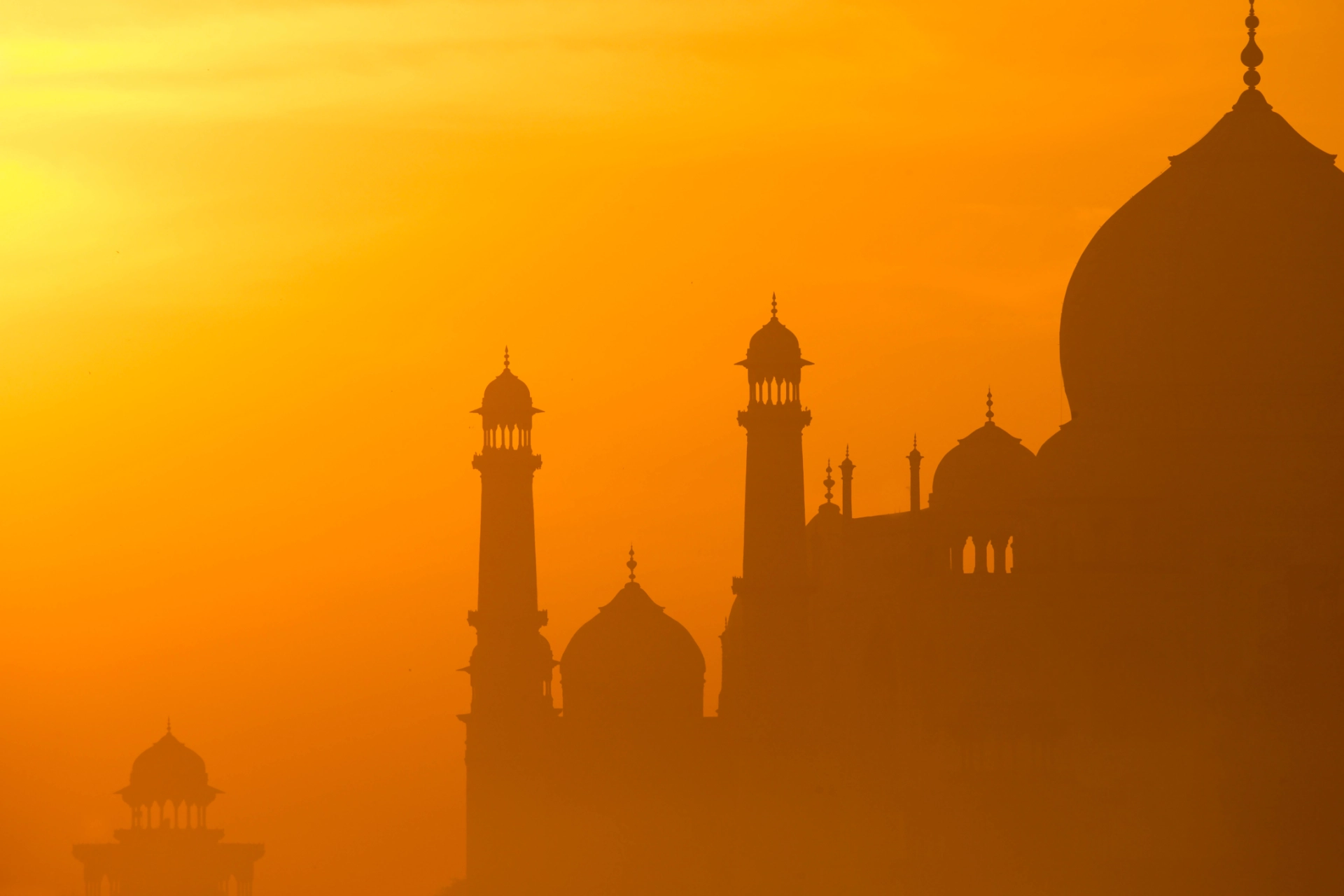 Solopgang over Taj Mahal