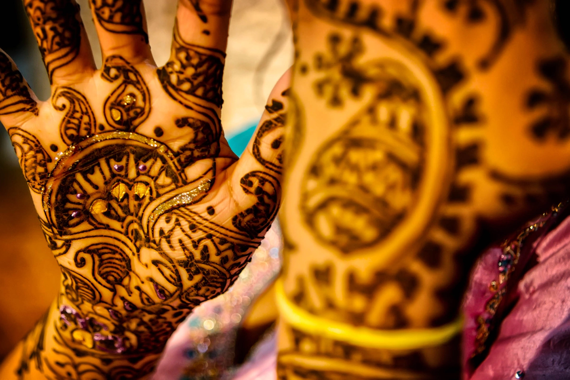 Henna hænder