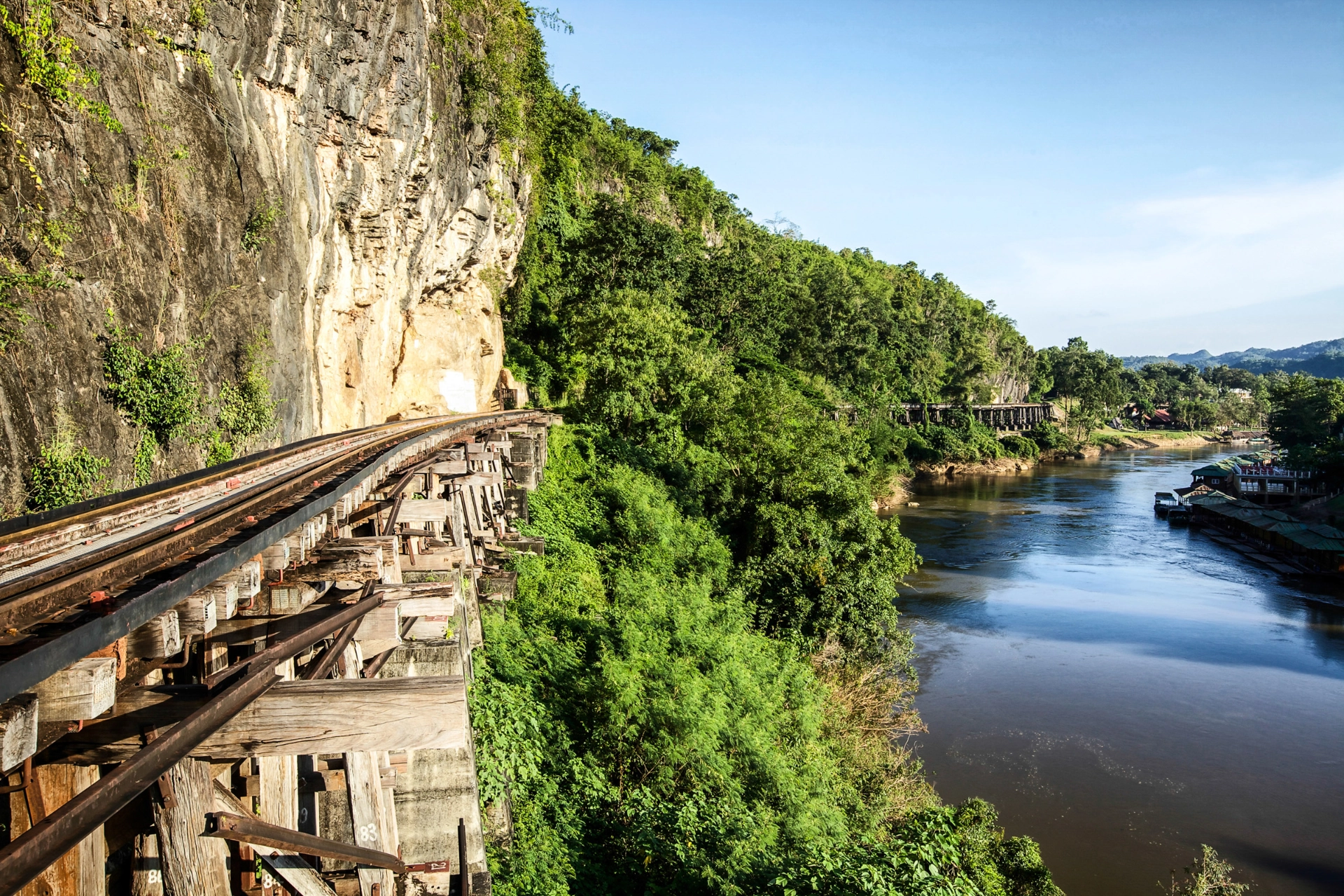 Death Railway blev bygget ved hjælp af krigsfanger og tvangsarbejdere