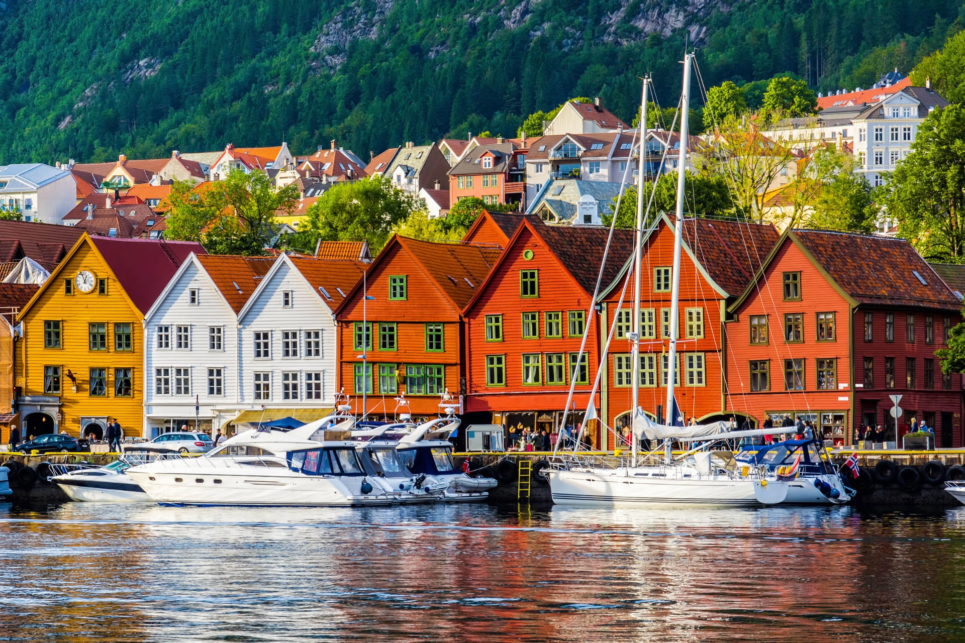 Bryggen i Bergen med de farverige træhuse