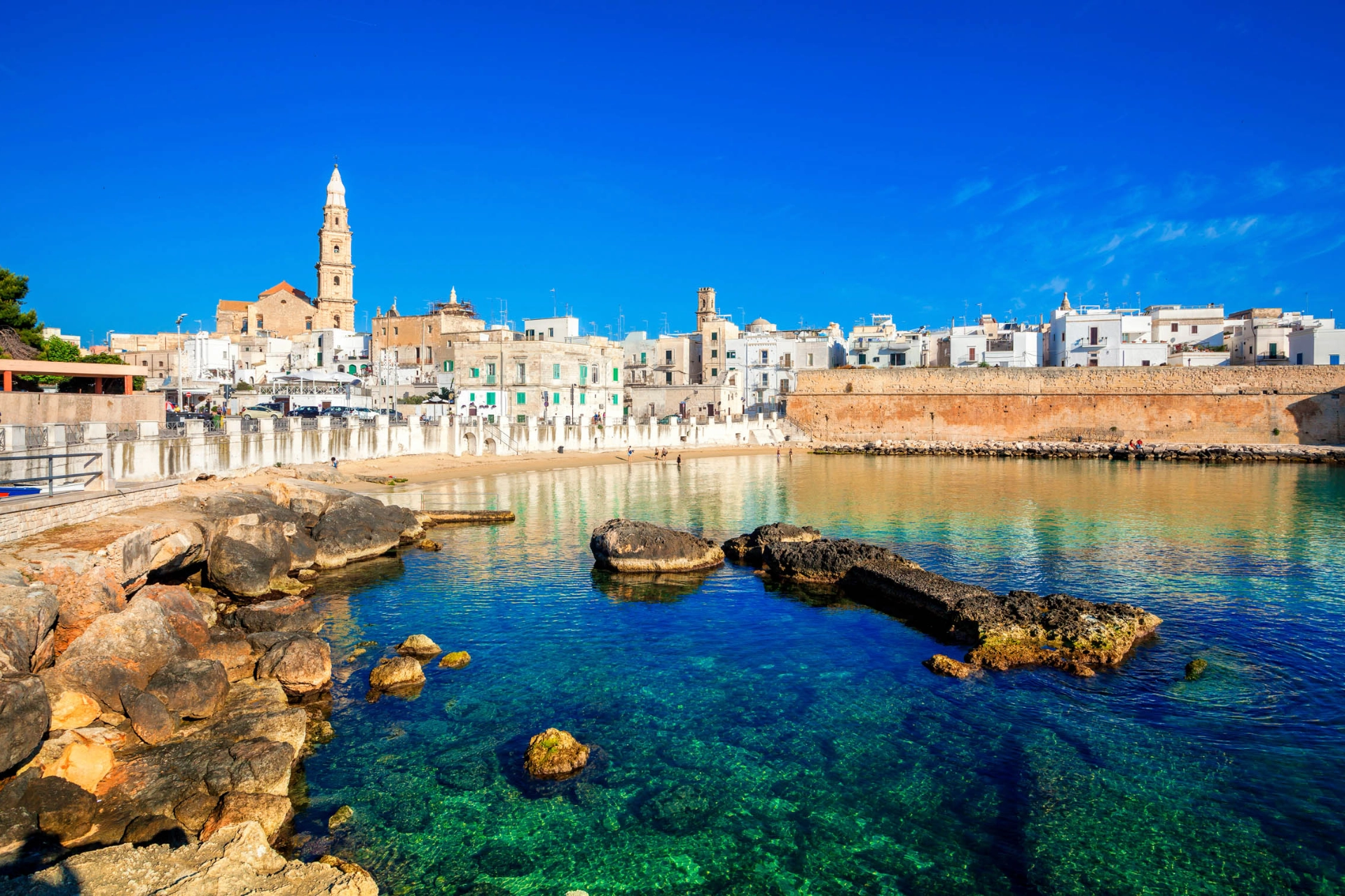 Den lille kystby Monopoli
