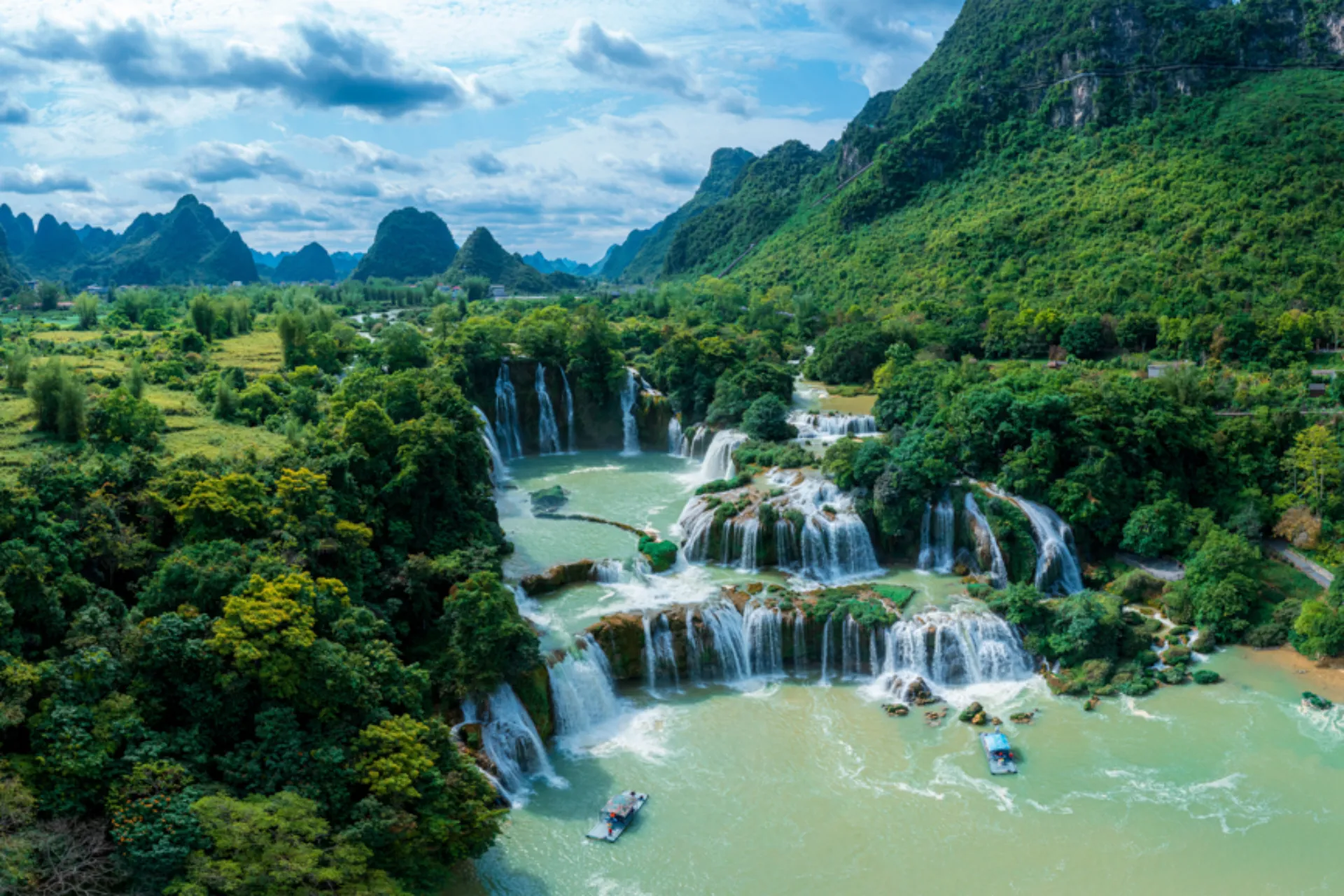 Ban Gioc-vandfaldet i Cao Bang-provinsen Ban Gioc-vandfaldet i Cao Bang-provinsen