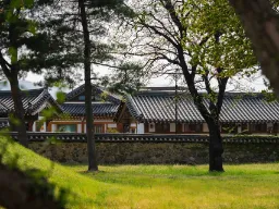Daereungwon Gravkomplekset i Gyeongju Daereungwon Gravkomplekset i Gyeongju