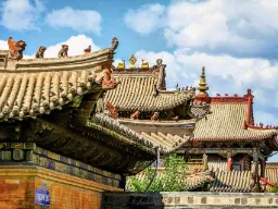 Tagkonstruktioner fra Djengis Khan-templet i Ulan Bator