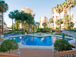 Poolområdet ved Hotel Parasol Poolområdet ved Hotel Parasol