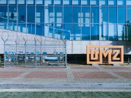 DMZ (Demilitarized Zone) – grænsen mellem Nord- og Sydkorea DMZ (Demilitarized Zone) – grænsen mellem Nord- og Sydkorea