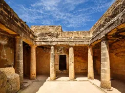 Kongernes Grave stammer fra 4. århundrede f.Kr.