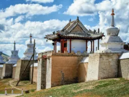 Erdene Zuu-klostret i Kharkhorin, Mongoliet – landets ældste buddhistiske kloster