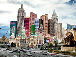 Las Vegas med glimmer og neon overalt
