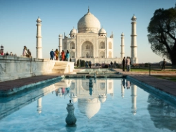 Taj Mahal er et gravmausoleum for Shah Jahans yndlingshustru