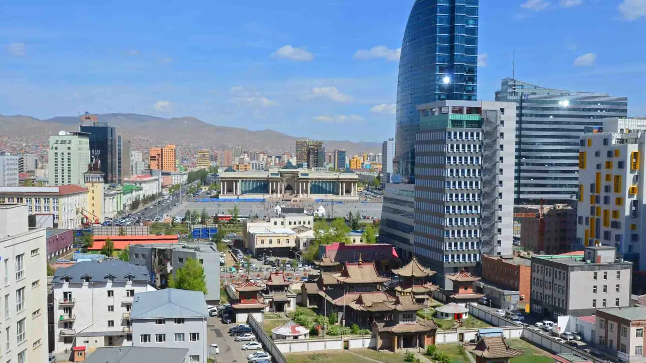 Choijin Lama-templet i Ulan Bator – buddhistisk kulturarv midt i moderne byudvikling Choijin Lama-templet i Ulan Bator – buddhistisk kulturarv midt i moderne byudvikling