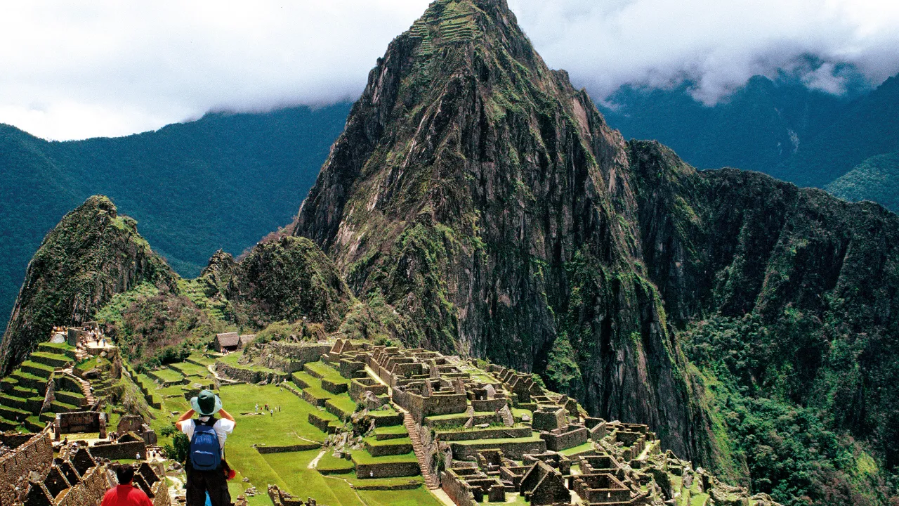 Machu Picchu blev bygget i 1400-tallet under inkaernes storhedstid Machu Picchu blev bygget i 1400-tallet under inkaernes storhedstid