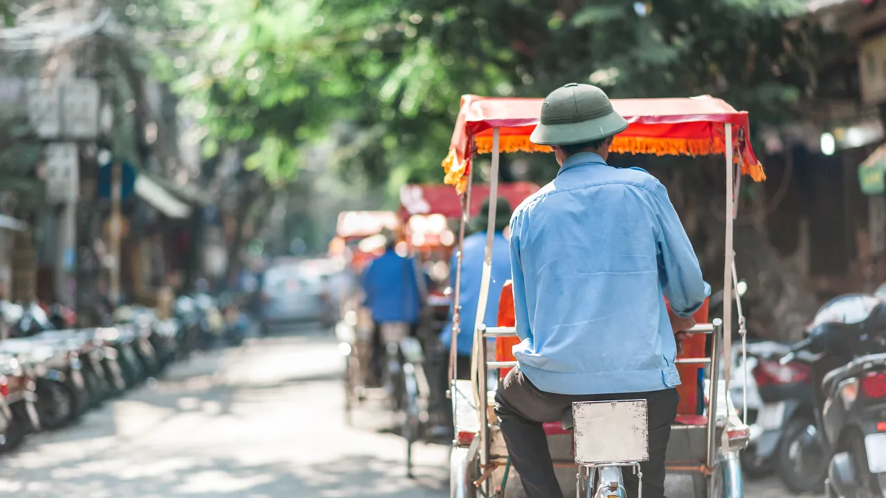 På cykeltaxa-tur i rickshaw På cykeltaxa-tur i rickshaw