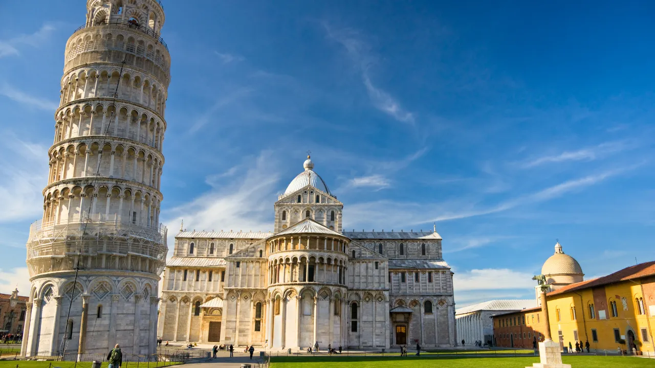 Det skæve tårn og domkirken i Pisa Det skæve tårn og domkirken i Pisa