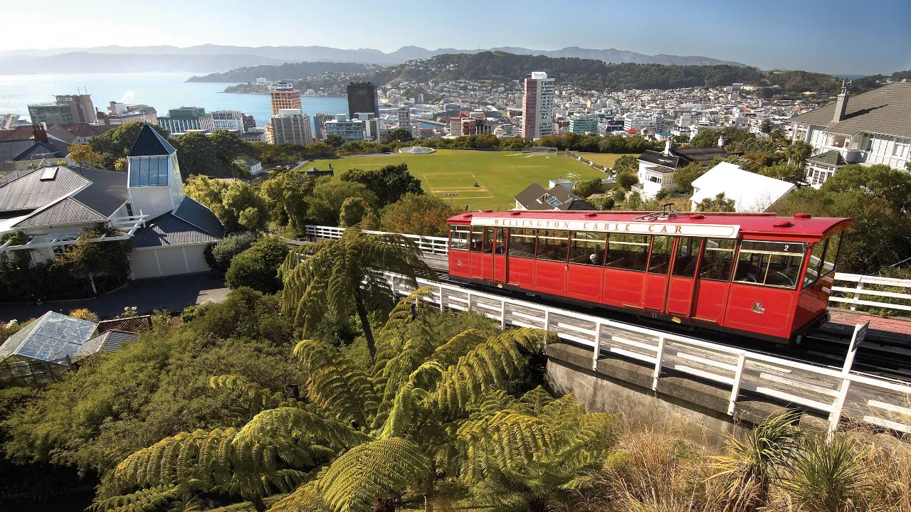 Turen til den enestående udsigt med Wellington Cable Car tager kun 5 minutter