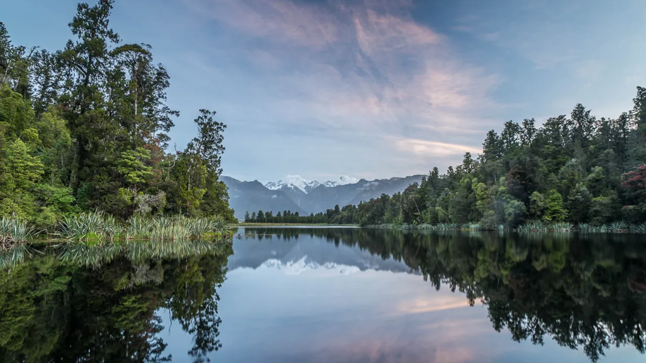 Lake Matheson, beliggende nær Fox Glacier