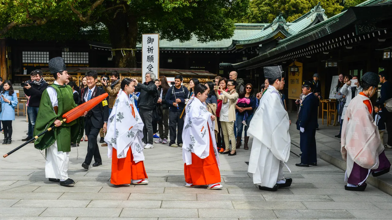 Shinto-ceremoni ved Meiji Jingu helligdommen