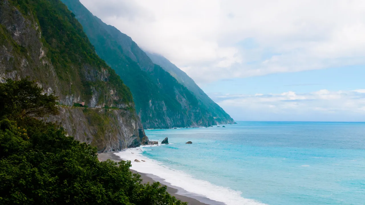Den spektakulære Qingshui‑klippe Den spektakulære Qingshui‑klippe