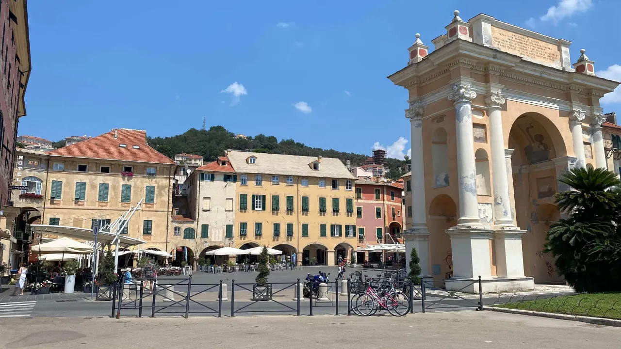 Triumfbuen i Finale Ligure Triumfbuen i Finale Ligure