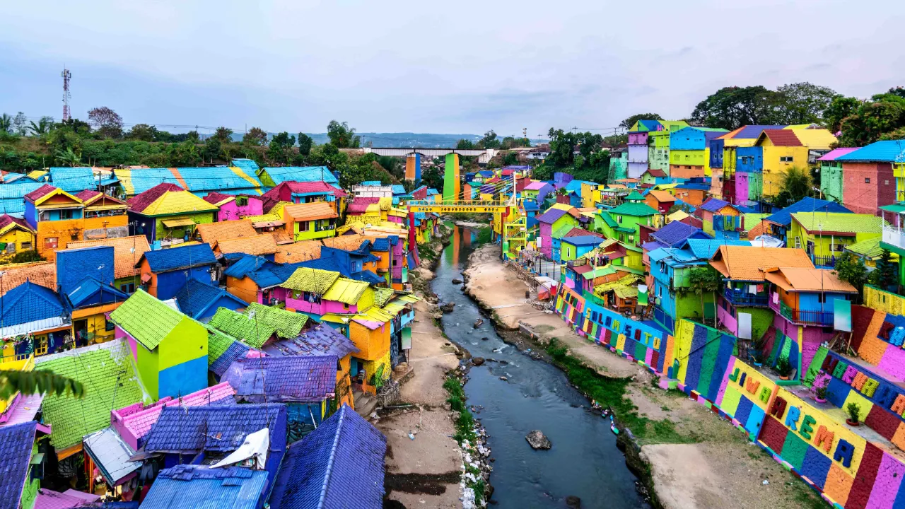 Kampung Warna-Warni i Malang er kendt for sine farvestrålende huse